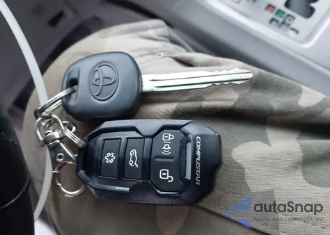 2008 Toyota Highlander Sport from USA, damaged, VIN JTEES43A982094273